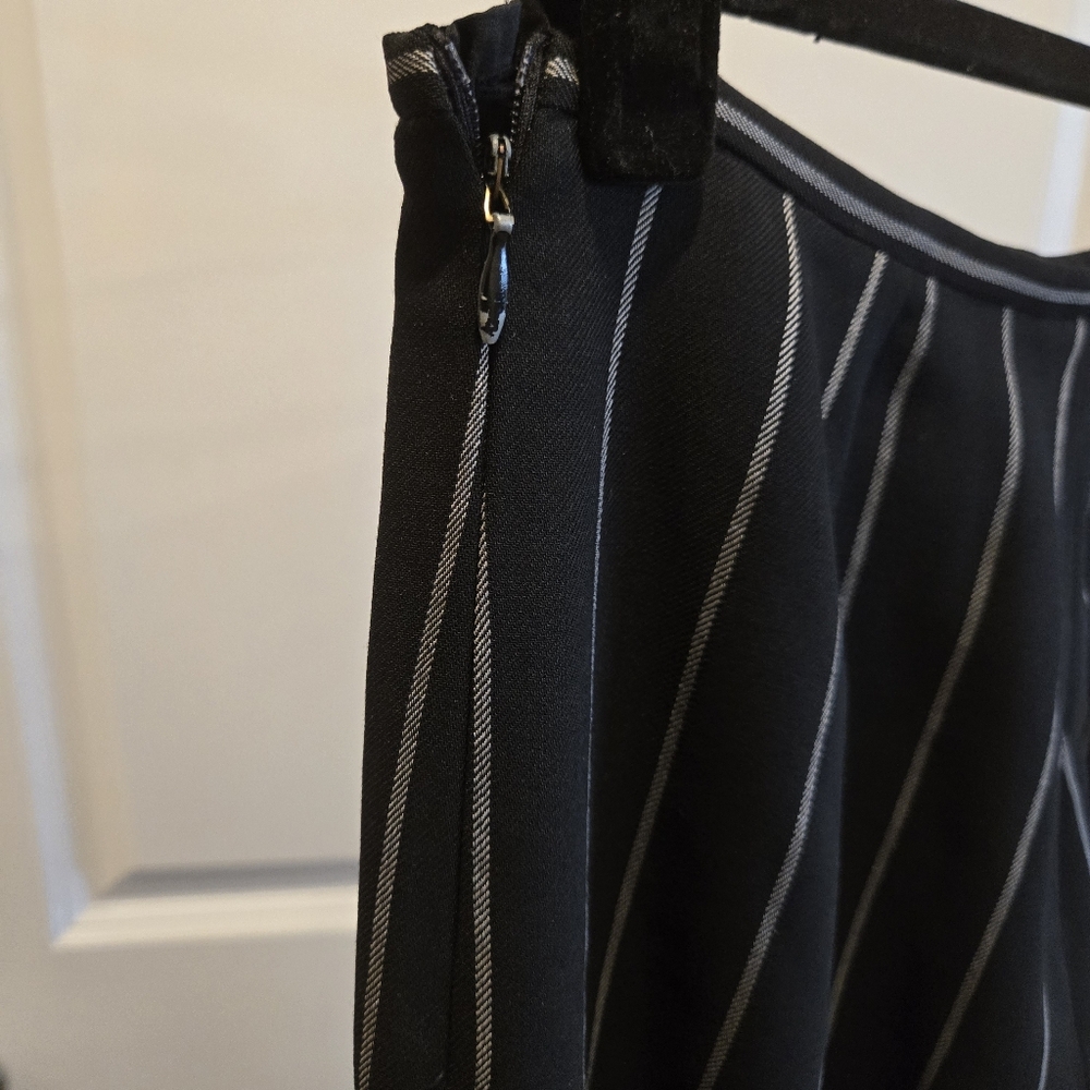 Armani Collezioni Pinstripe Wide Leg Pant, Size Small, COA Included - Picture 5 of 7